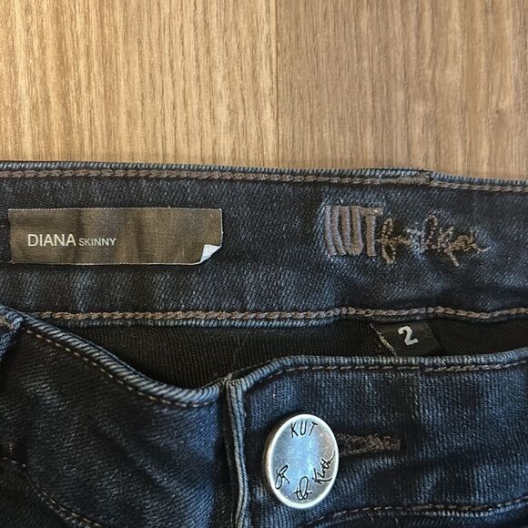 KUT FROM THE KLOTH DIANA SKINNY JEANS IN DARK WASH NO DISTRESSING SIZE 2 - Picture 5 of 8